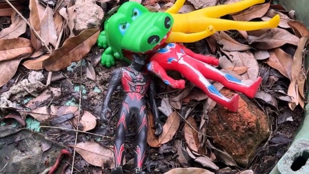 奥特曼大战鳄鱼游戏(奥特曼大战鳄鱼游戏怎么玩)