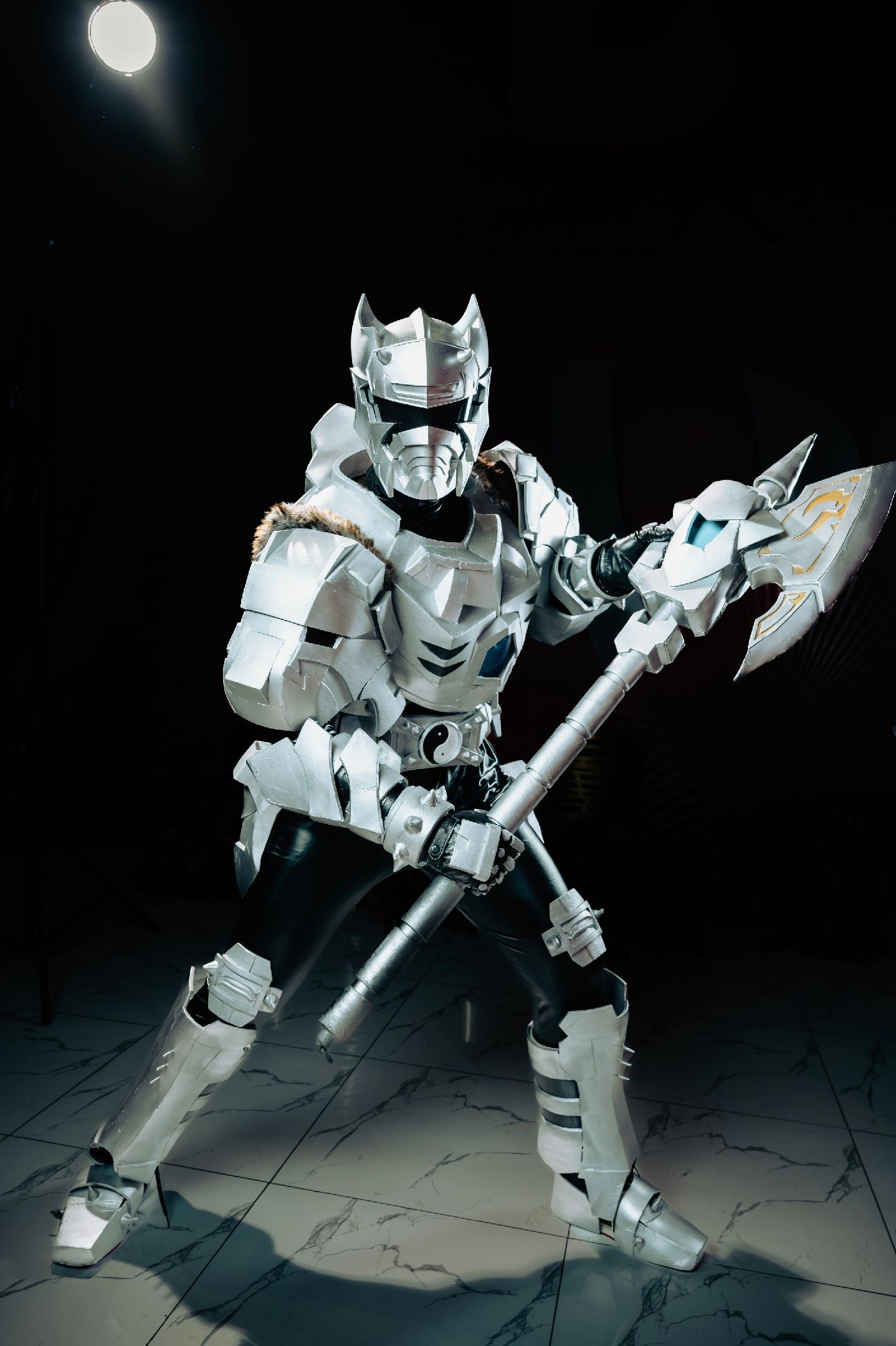 铠甲勇士雪獒(铠甲勇士雪獒铠甲武器)