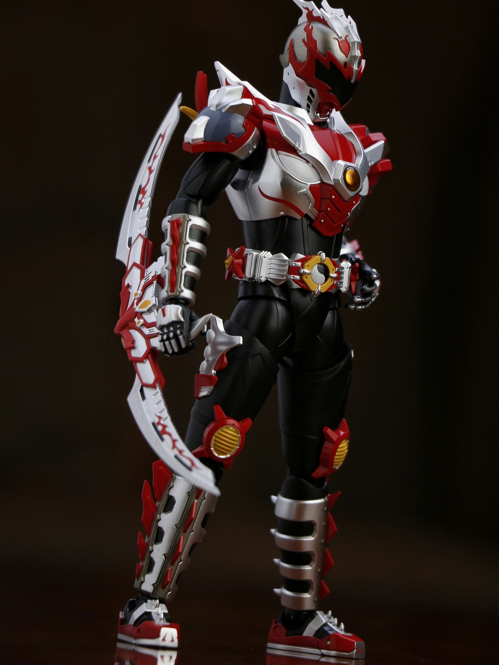 铠甲勇士炎龙免费版(铠甲勇士炎龙铠甲在线观看)