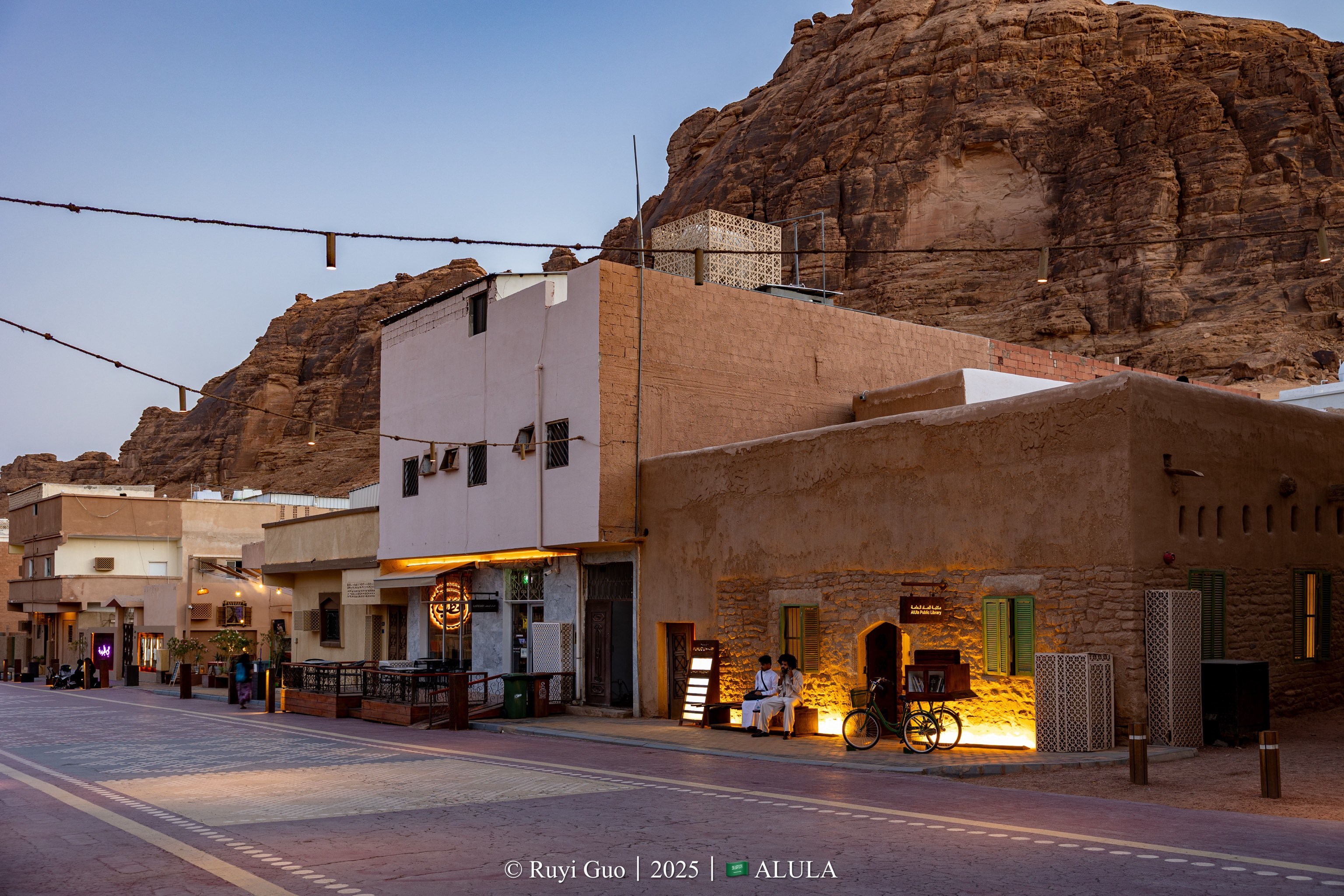 沙漠小镇逃脱攻略(沙漠小镇宝珠投入大洞)