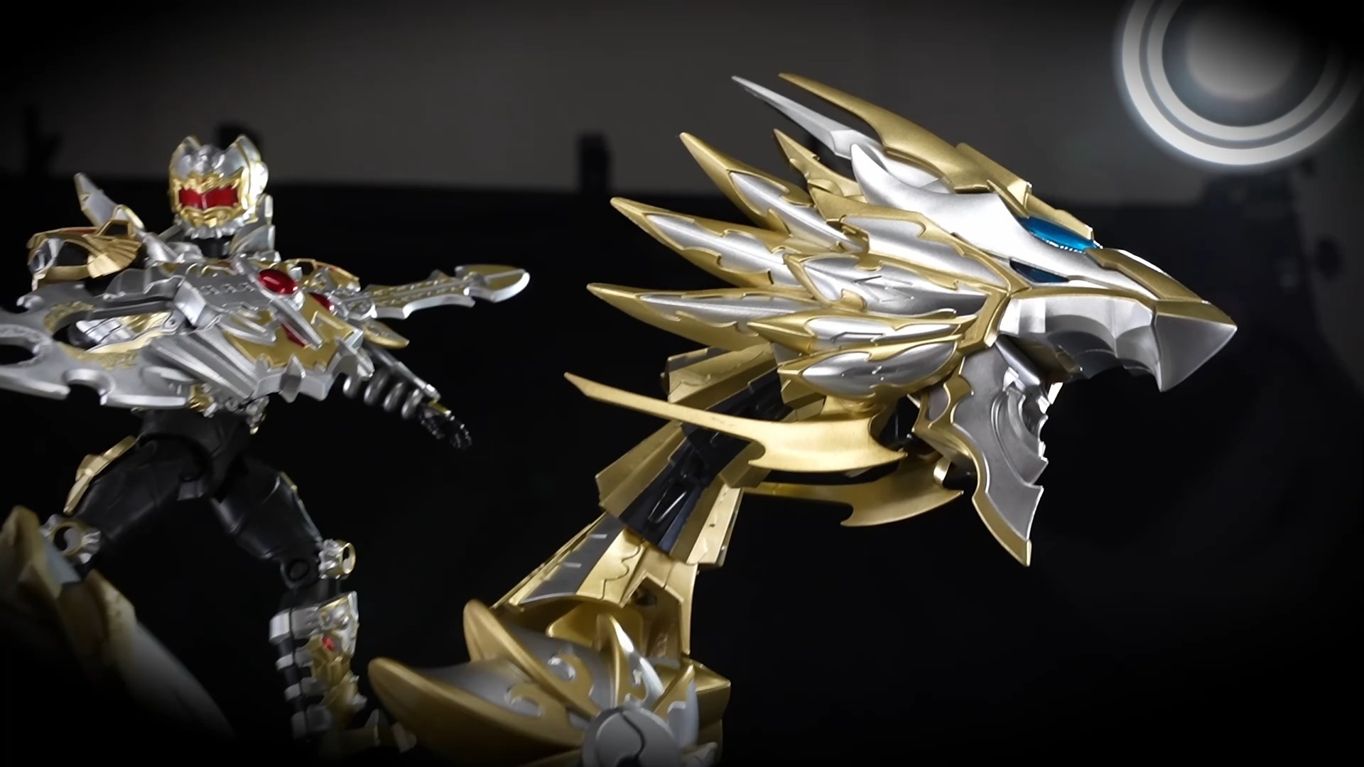 龙的铠甲纵横铠甲勇士(龙的铠甲纵横铠甲勇士是谁)