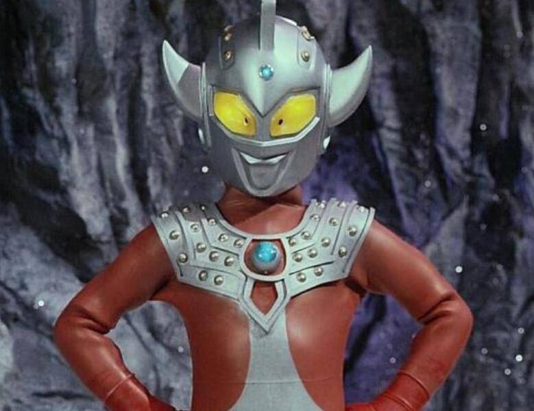 超人奥特曼奥特之母(超人之父奥特曼打怪兽)