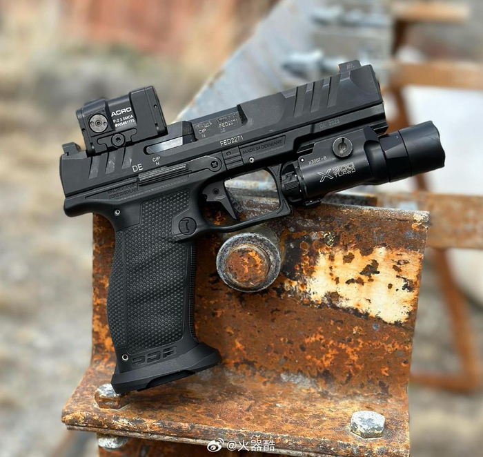 一切最新武器(一切最新武器的英语)