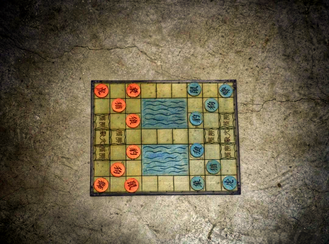 斗斗兽棋的游戏攻略(斗兽棋怎么玩游戏规则)