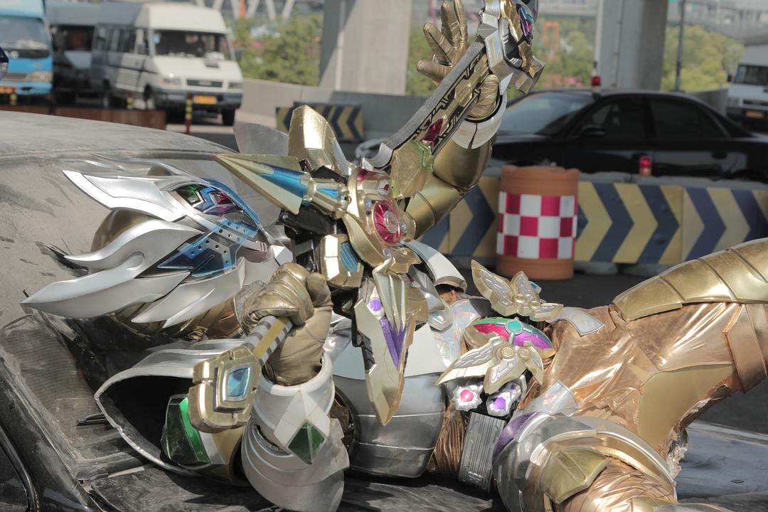 铠甲勇士风行版(铠甲勇士第一部风鹰侠)