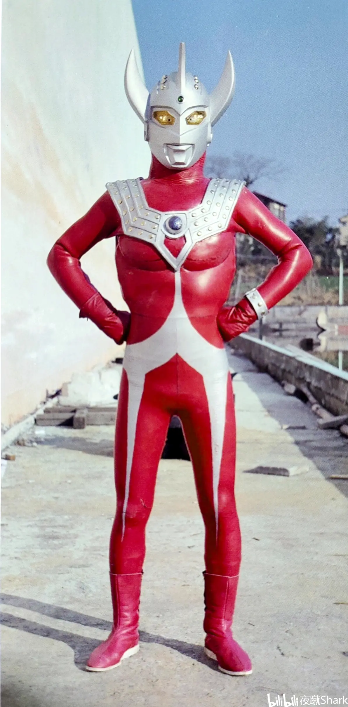 泰罗奥特曼zat(泰罗奥特曼主题曲中文谐音)