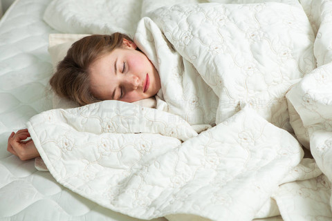 熟睡少女下载地址(熟睡少女下载地址在线观看)