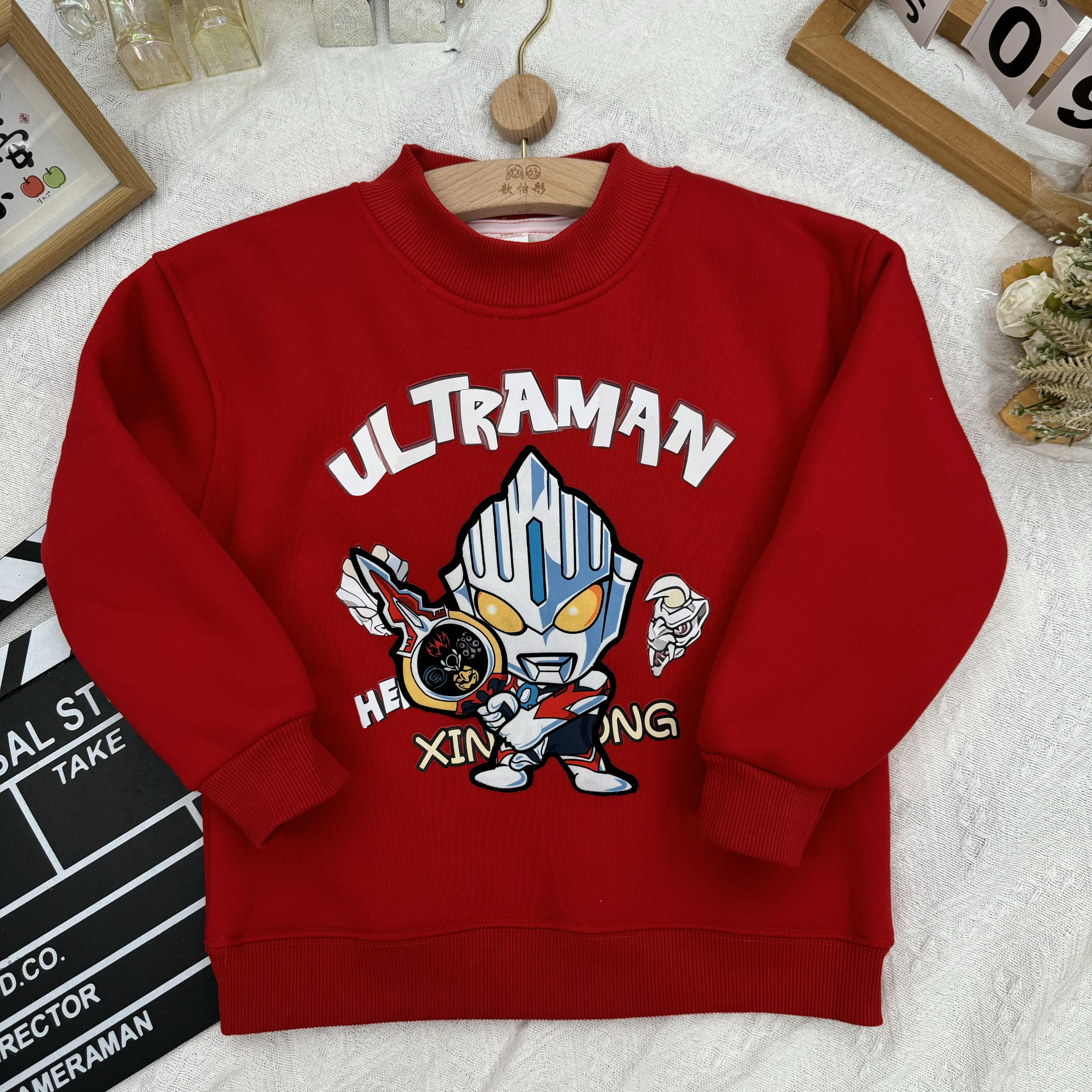 新版的奥特曼衣服(新版的奥特曼衣服怎么穿)