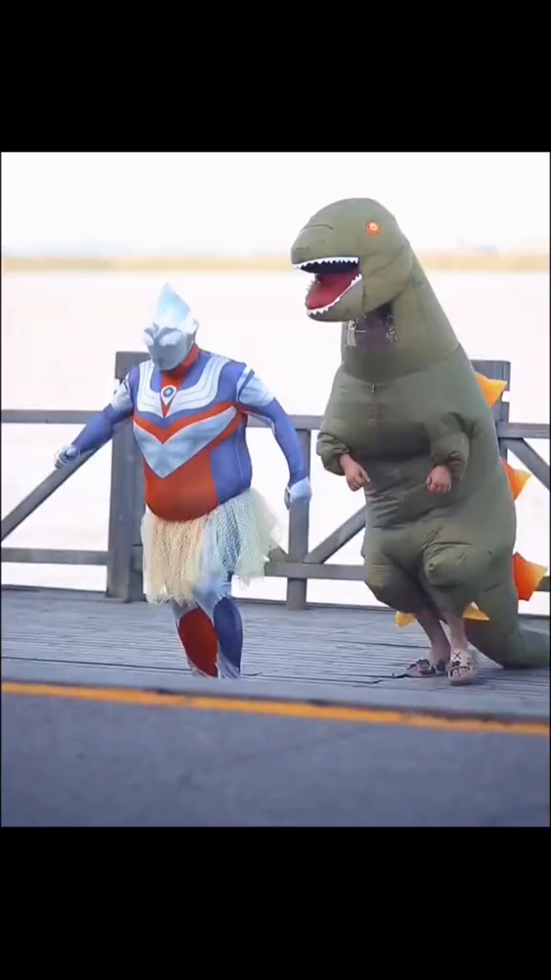 奥特曼打怪兽怎么(奥特曼打怪兽全集免费)