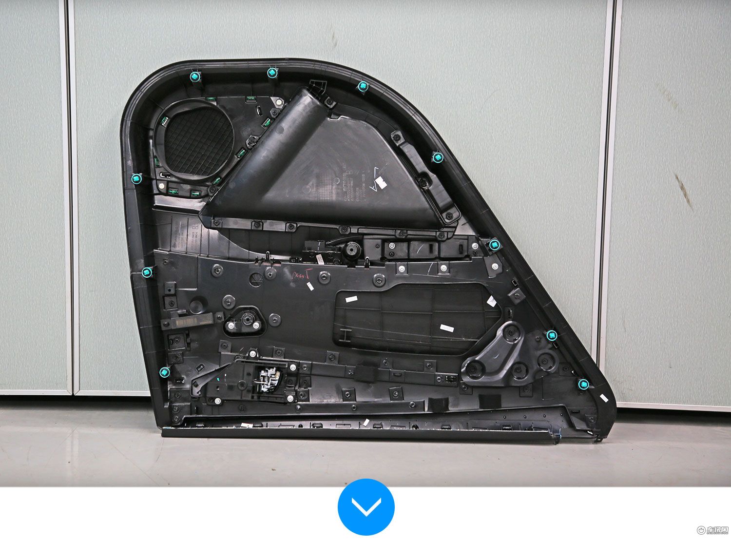 汽车拆解2破解版(最先进的汽车拆解设备)