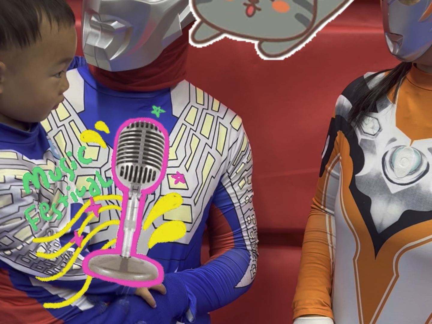 奥特曼亲女人小游戏(奥特曼亲女人小游戏大全)