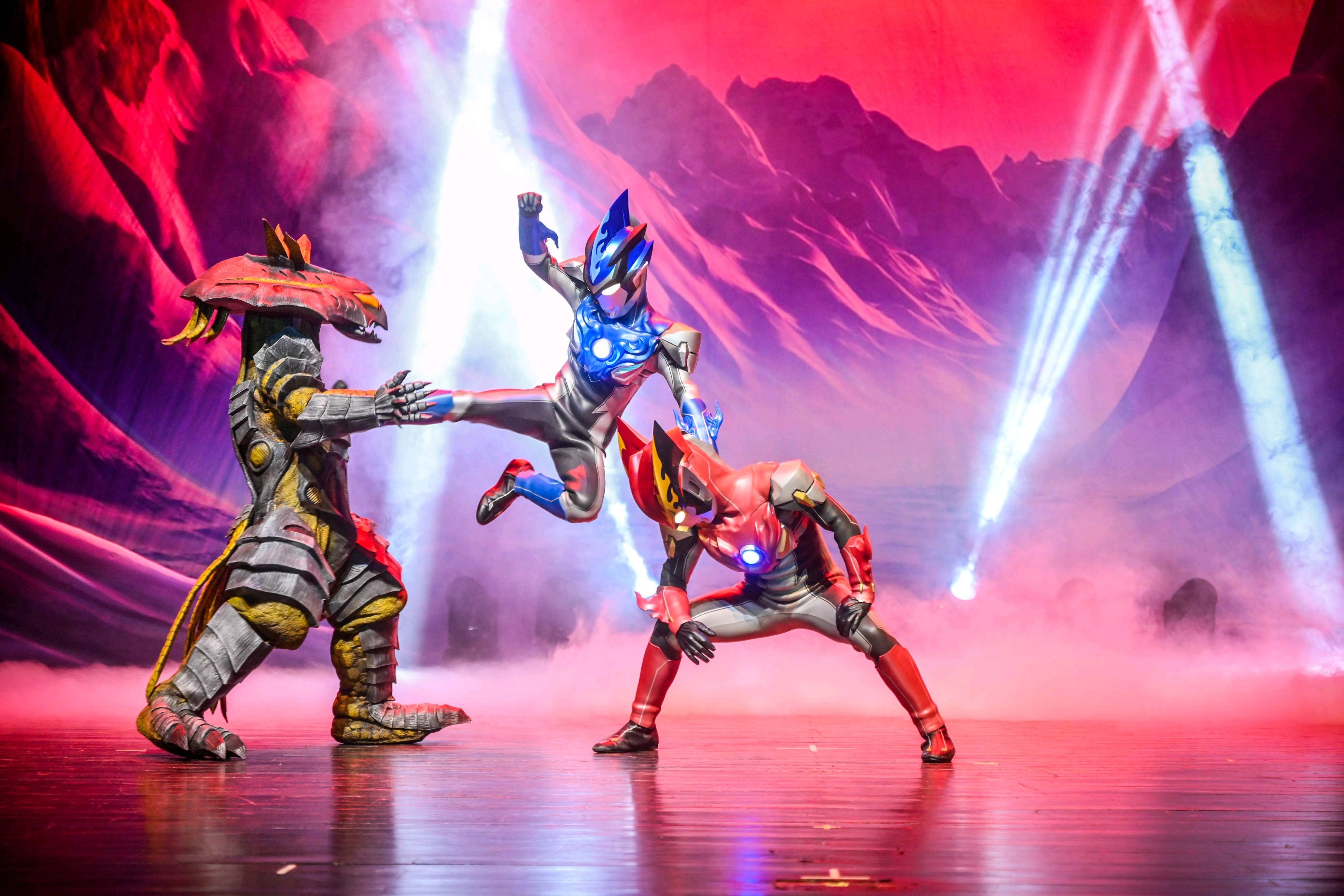 奥特曼金刚合体大王(奥特曼金刚合体大王是谁)