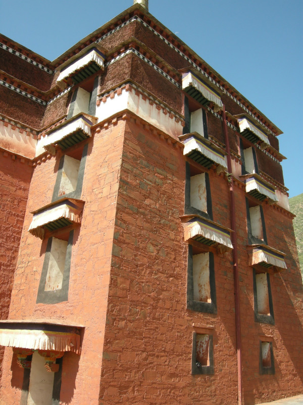 逃离虚假寺庙攻略(逃离虚假寺庙攻略第三章)