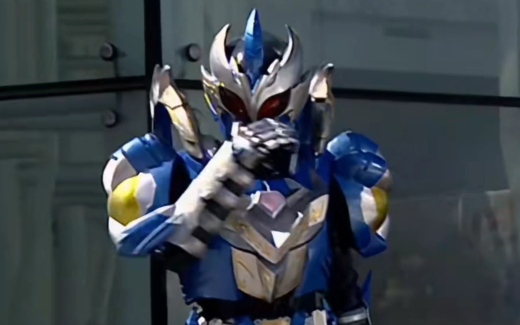 铠甲勇士风鹰侠图片(铠甲勇士风鹰侠武器图片)