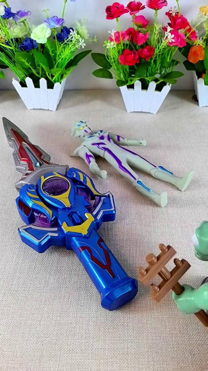 僵尸抓走了奥特曼玩具(僵尸抓走了奥特曼玩具视频)