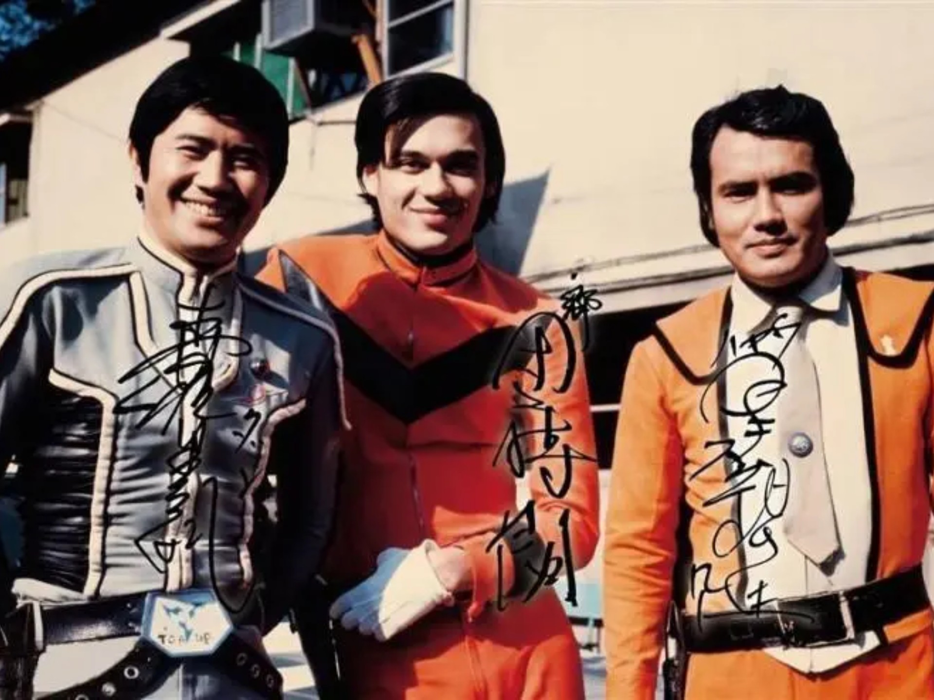 迪迦奥特曼的爸爸(迪迦奥特曼的爸爸怎么还没来接她呀)