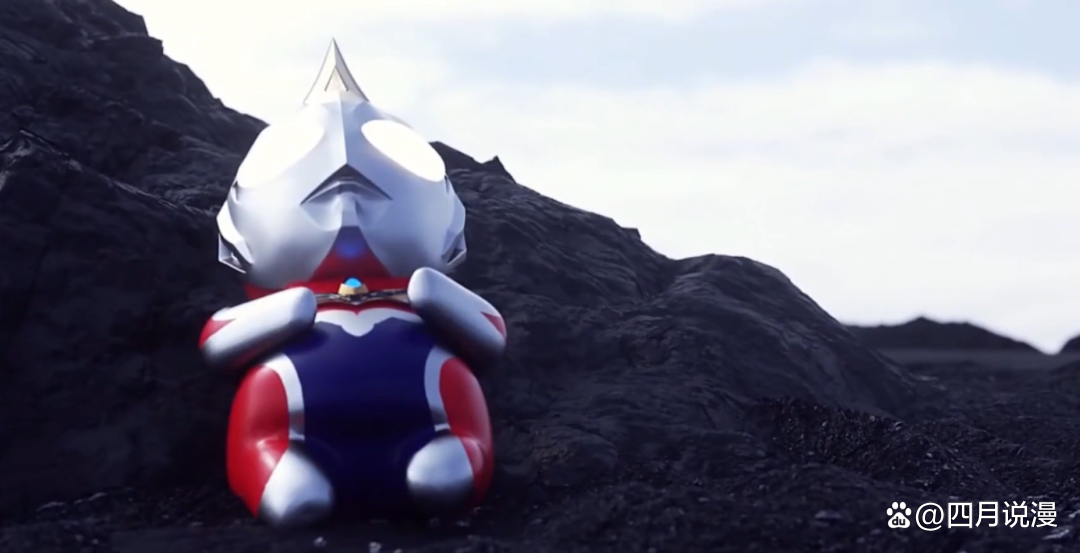 不一样的奥特曼小的(播放不一样的奥特曼照片)