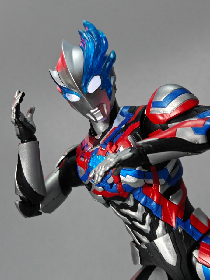 奥特曼超级大(奥特曼超级大战精彩版短片)