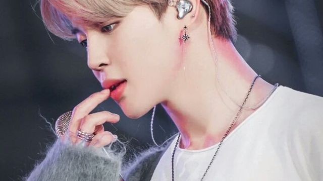 女配破解版bts(女配有毒破解版完结金手指)