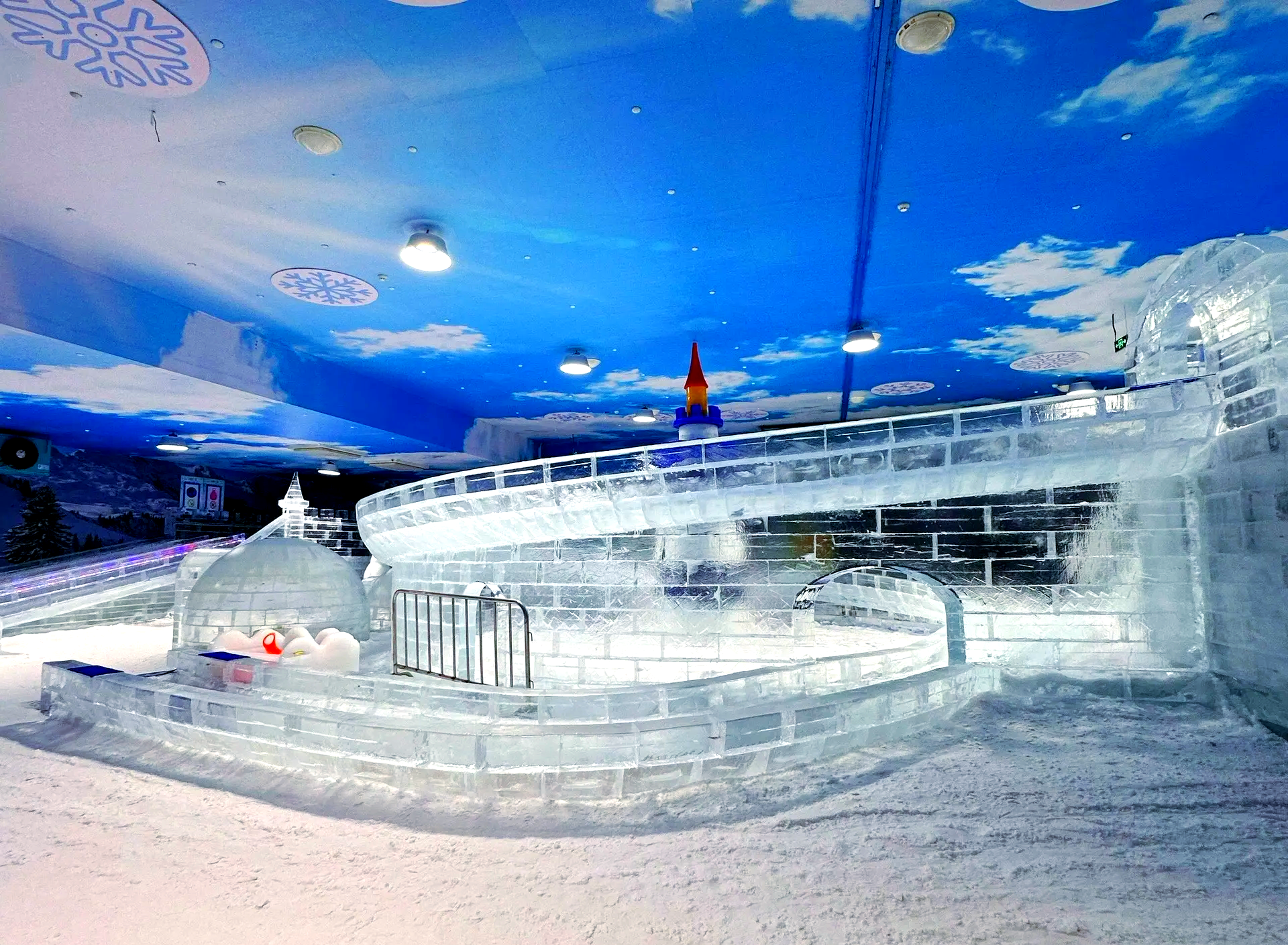 冰雪奇缘夏日破解版(冰雪奇缘大冒险破解版)