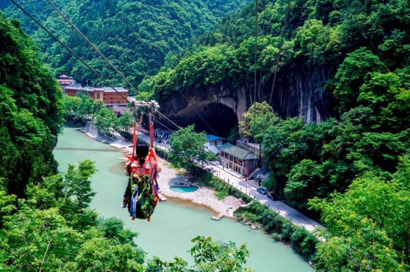 逃离峡谷村庄攻略()