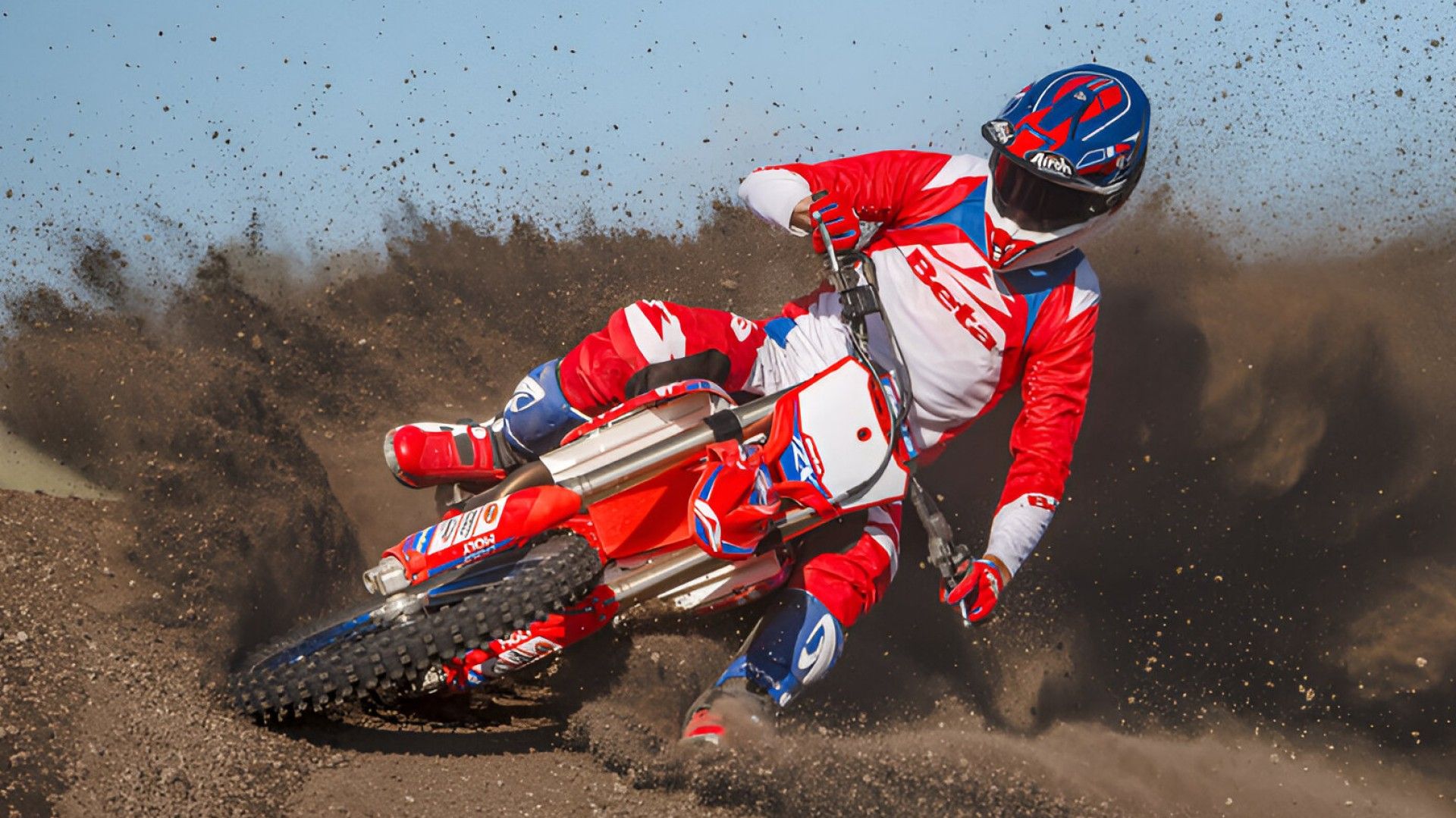 极限越野摩托破解版(超级越野摩托车破解版 下载)