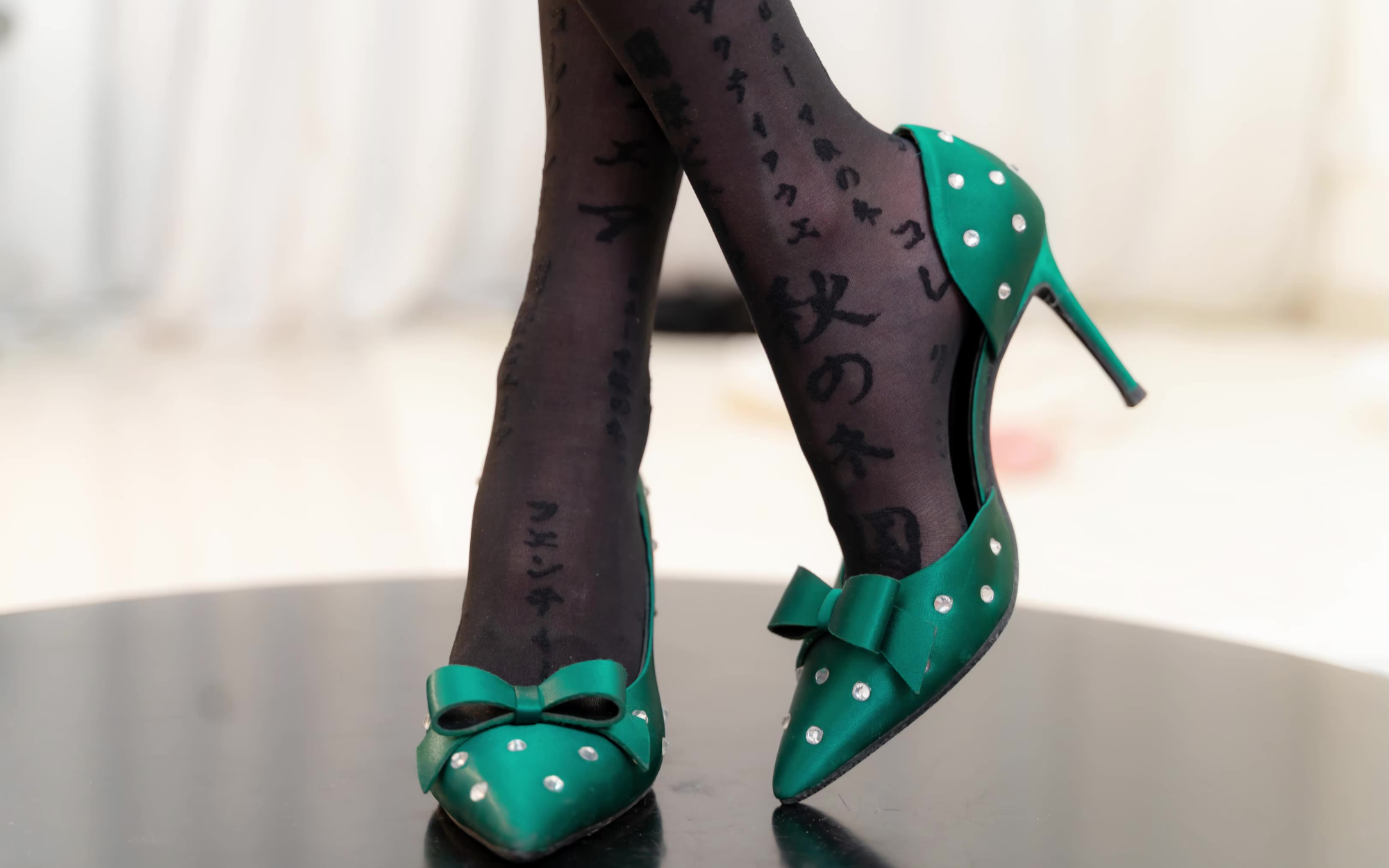 高跟鞋大师破解版(高跟鞋大师无限钻石)