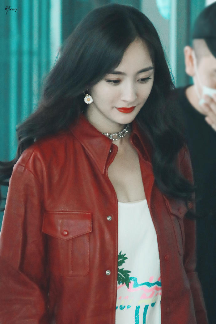 开心娱乐红色版本呜呜(开心娱乐污版带红心k版)