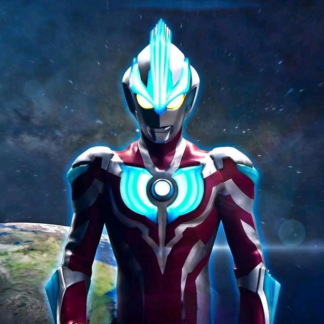 奥特曼战的神图片大全()