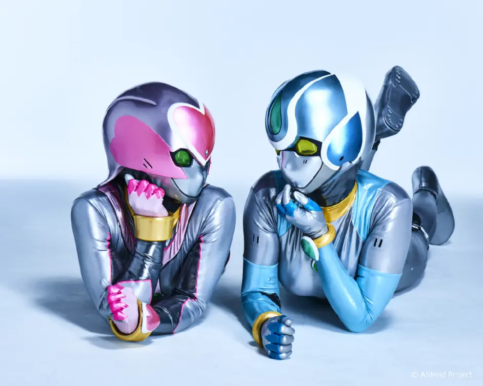 奥特曼救女友视频2(奥特曼救人被一个女子给捅了一刀)