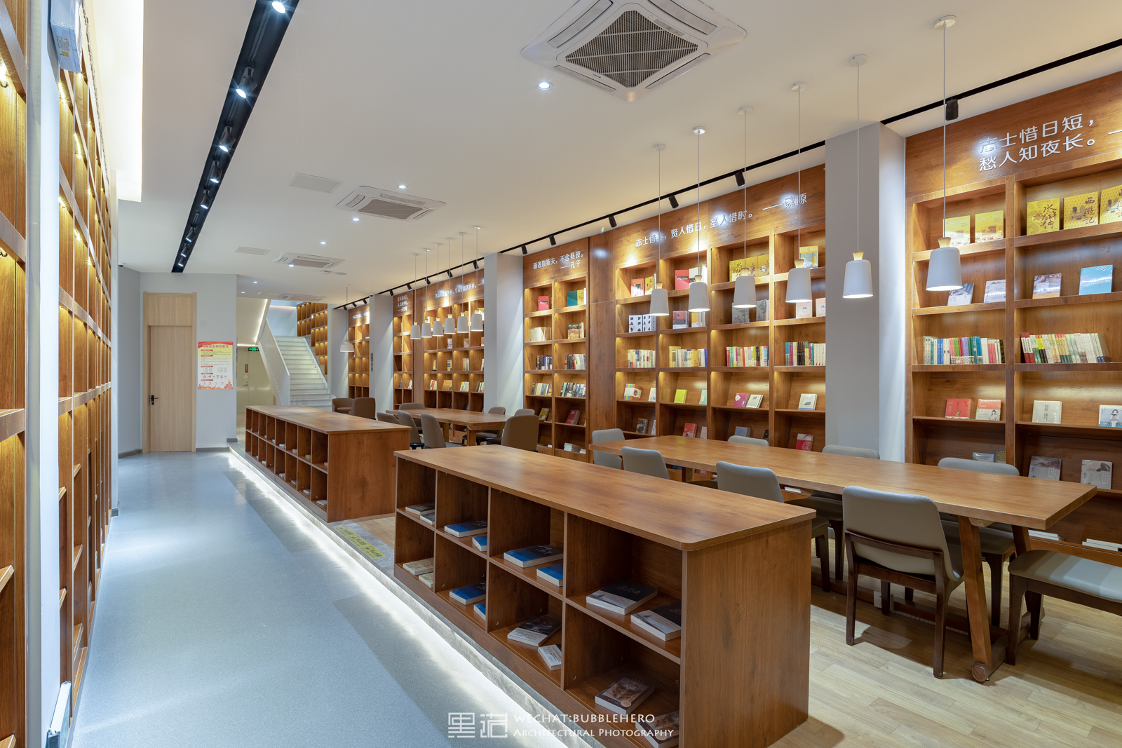 18书屋破解版vip()