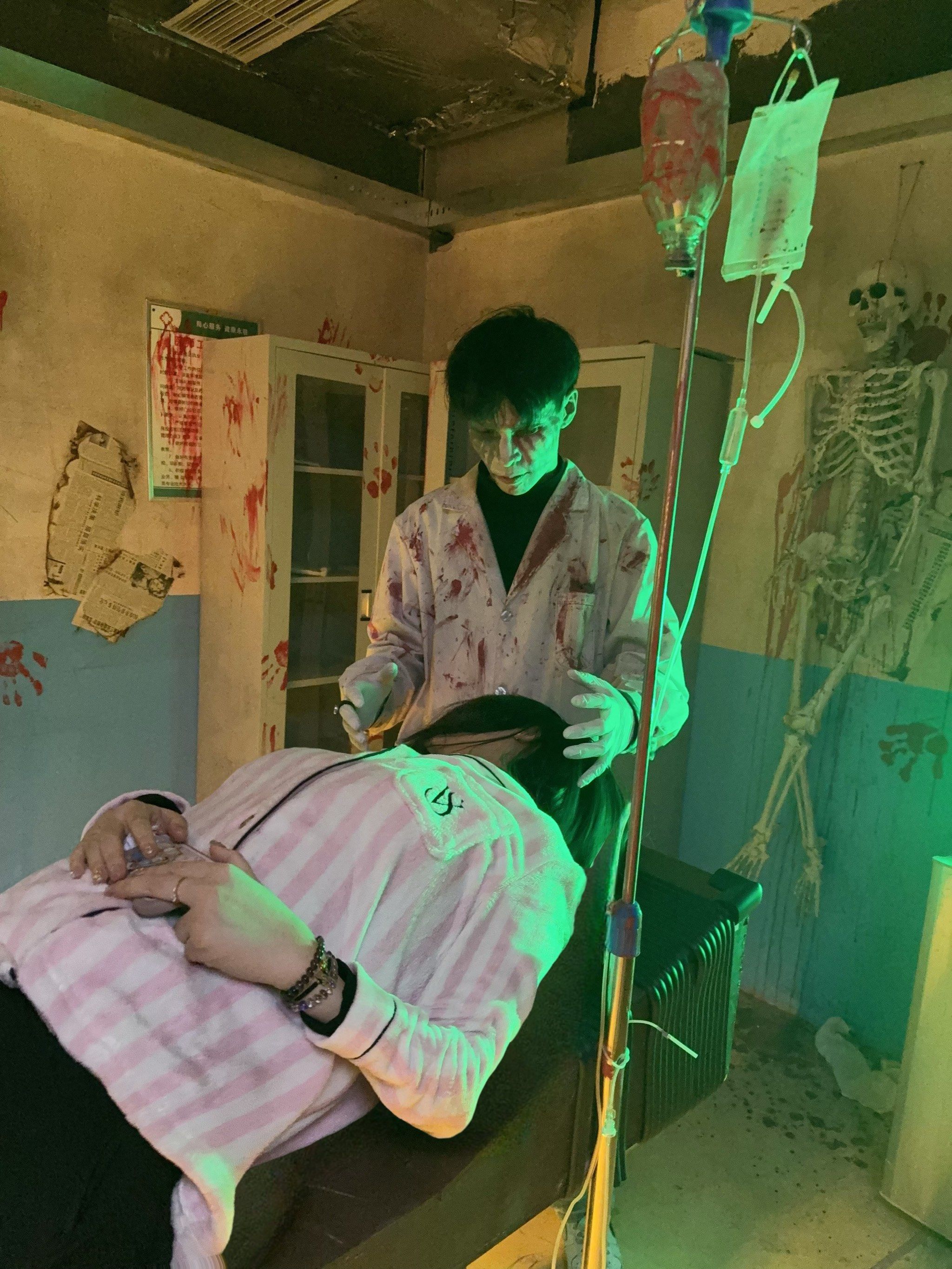 逃生鬼屋恐惧攻略(逃生恐惧鬼屋游戏通关攻略)