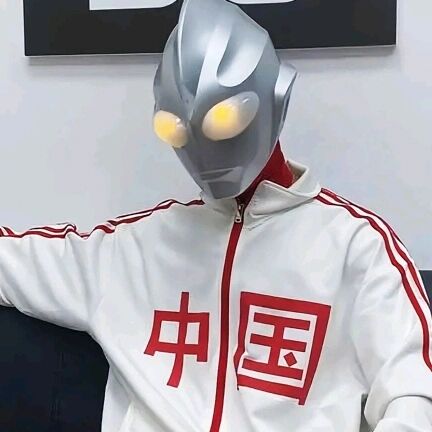 搞笑迪加奥特曼的图片(搞笑迪加奥特曼的图片头像)