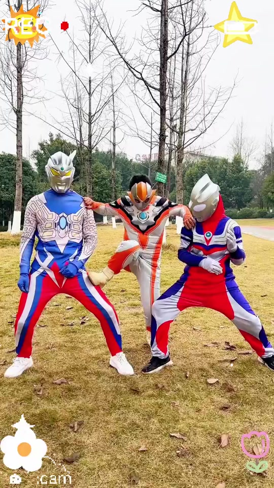 奥特曼放屁图片(奥特曼放屁图片搞笑)