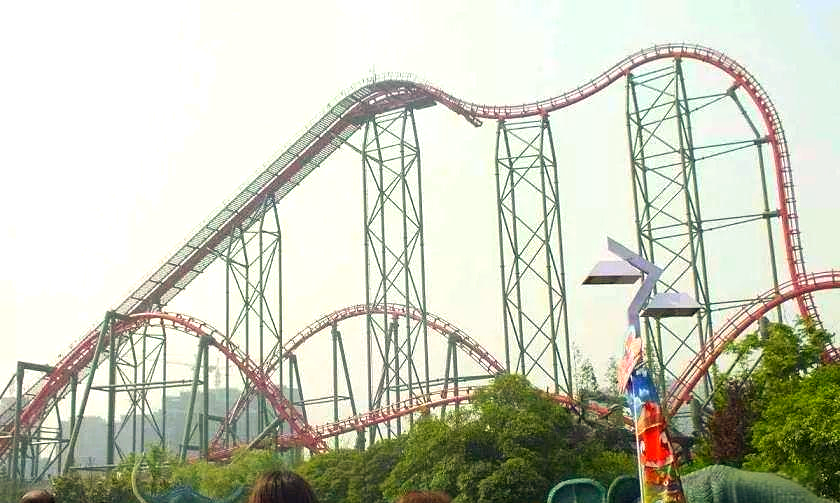 奥特曼恐龙过山车(奥特曼恐龙过山车图片)