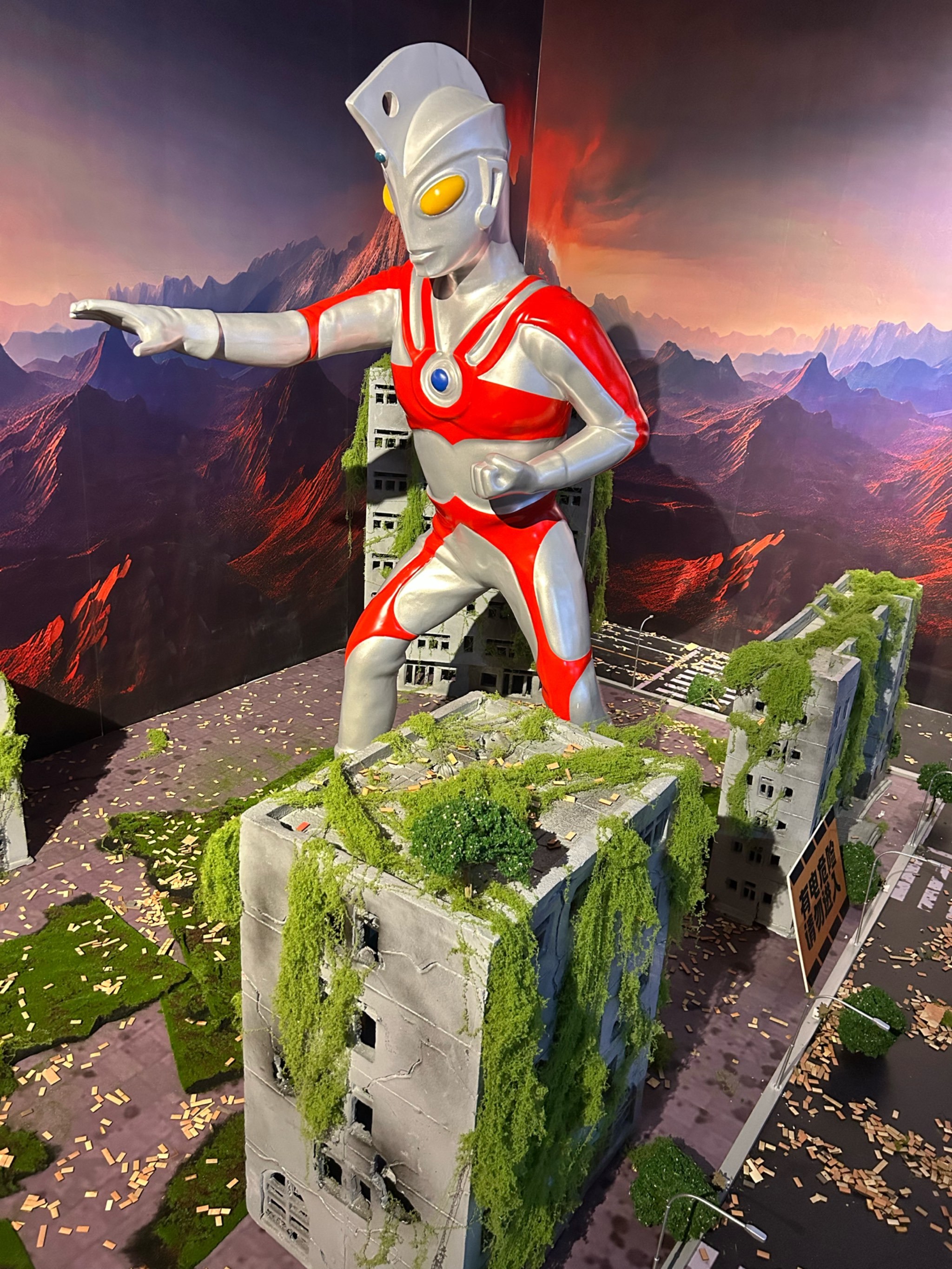 奥特曼打怪兽音乐(奥特曼打怪兽的歌曲名字)