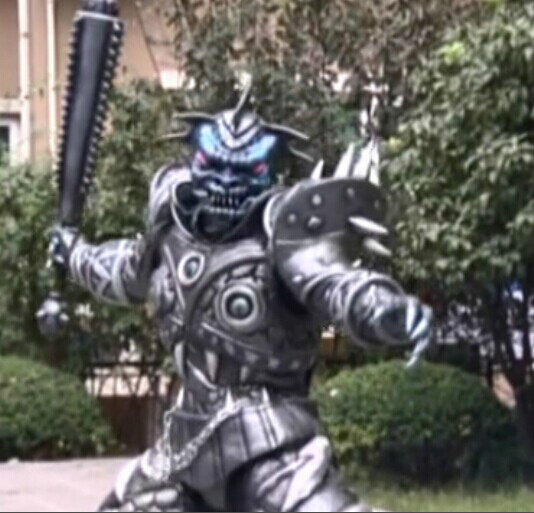 铠甲勇士拿瓦护卫精灵(铠甲勇士拿瓦护卫精灵是谁)