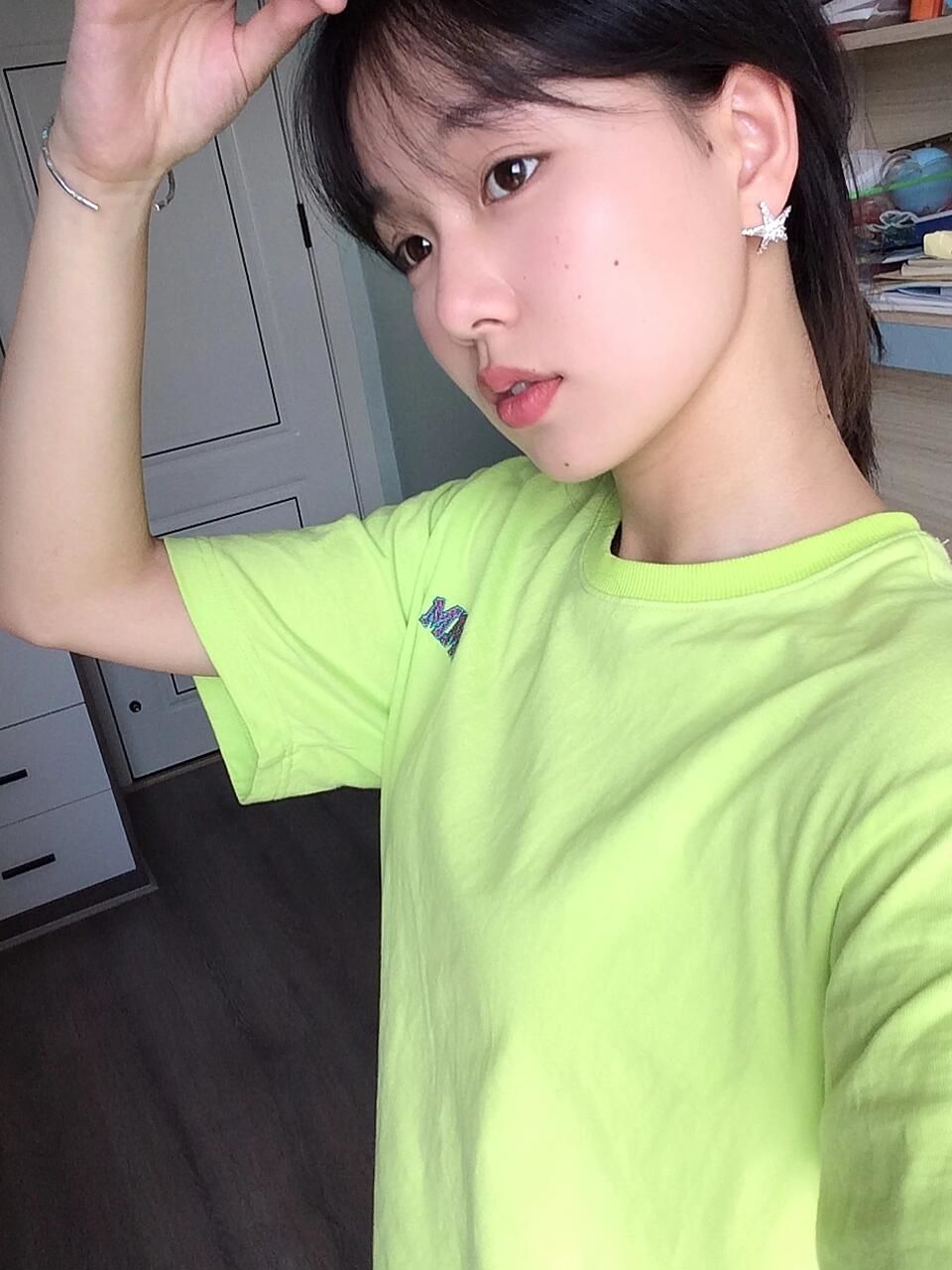 邻家女孩攻略相机(邻家女孩游戏攻略相机)